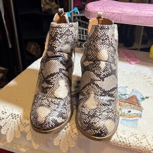 Soda Snakeskin Pattern Ankle Booties